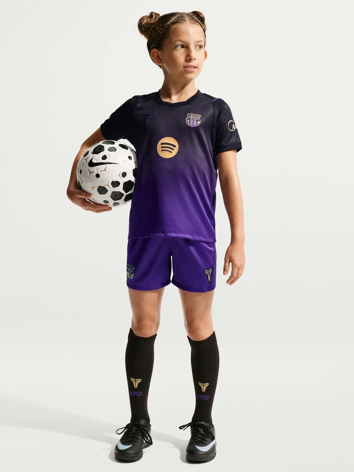 Barcelona uittenue 2026/27 voor kinderen
