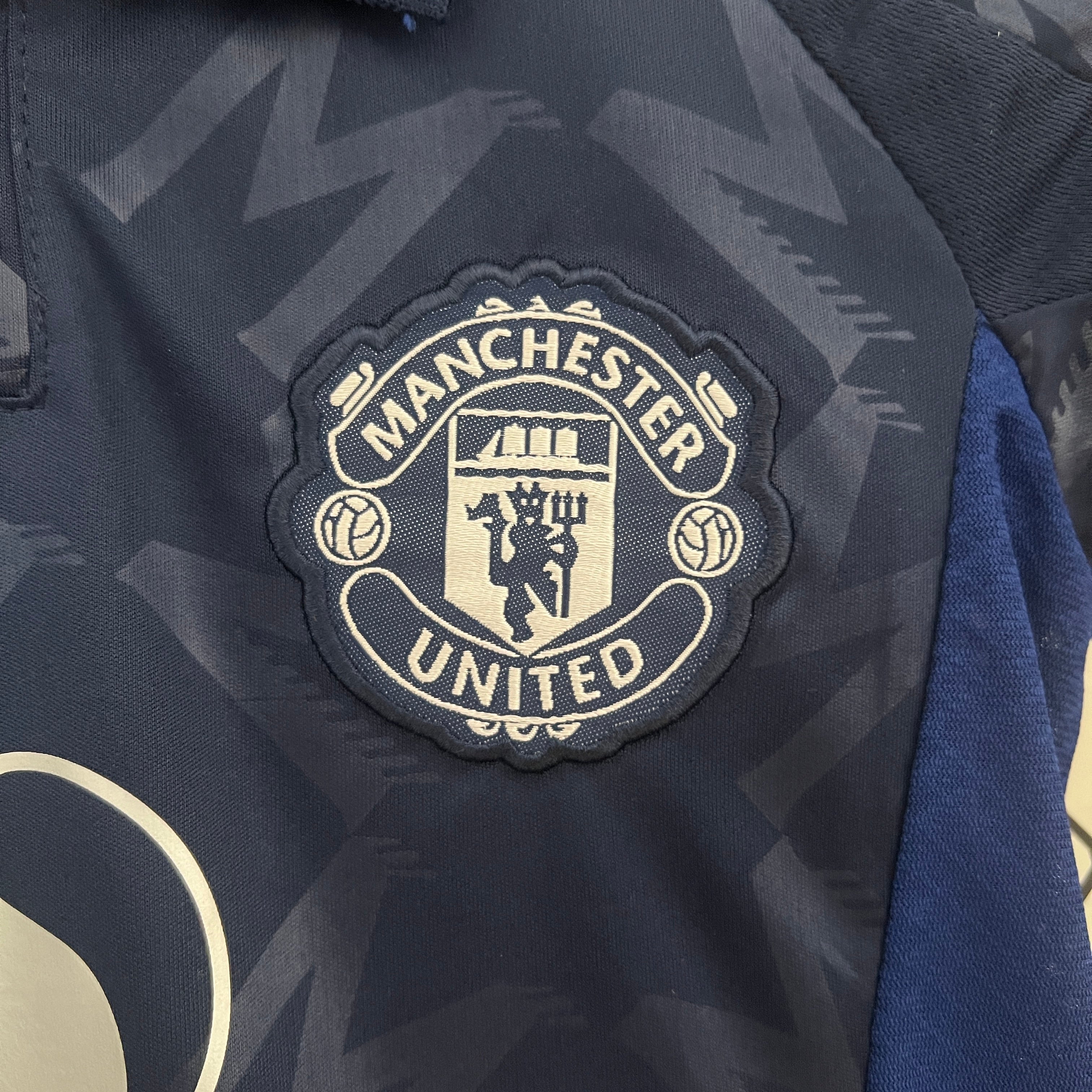 Manchester united 24 25 - Kids Football Kit Away