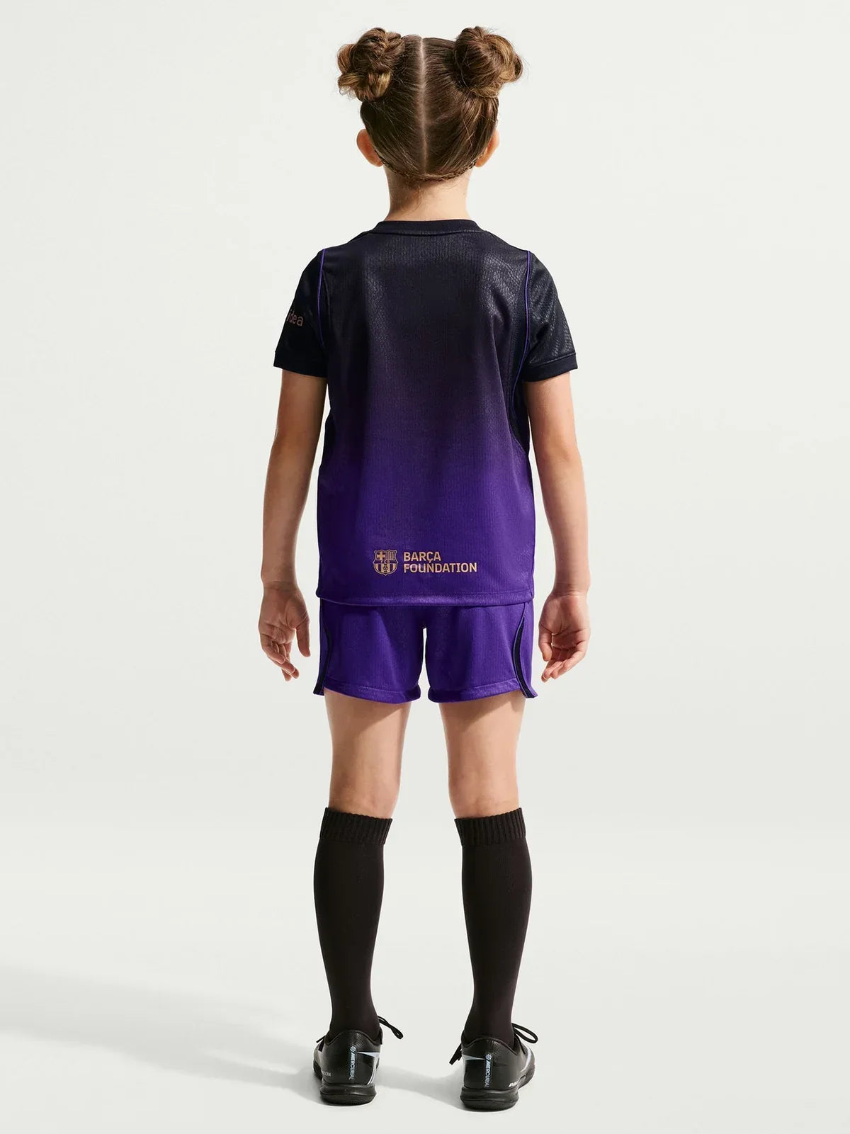 Barcelona uittenue 2026/27 voor kinderen