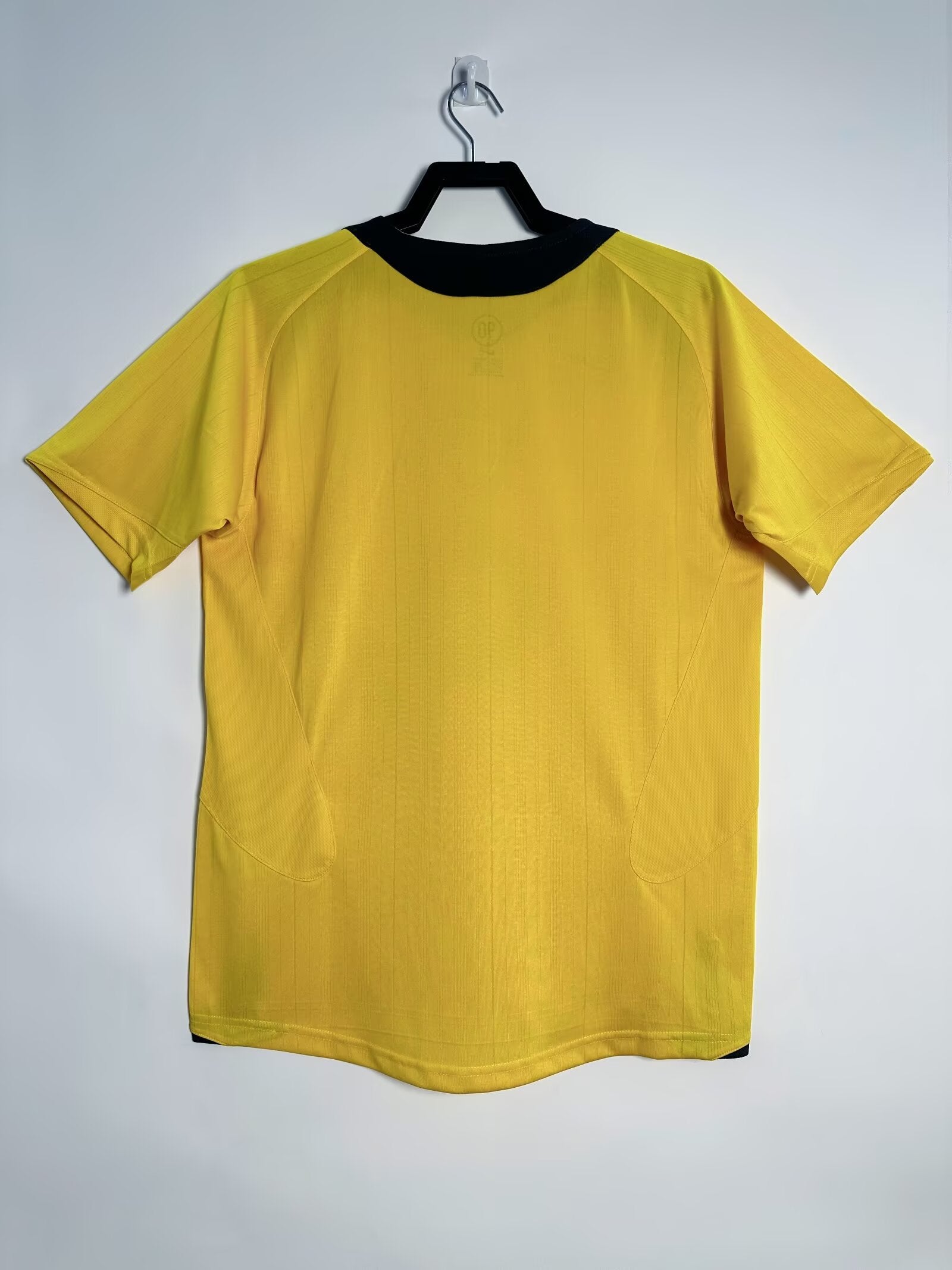 Arsenal Bruised Banana Jersey - 2005-2006